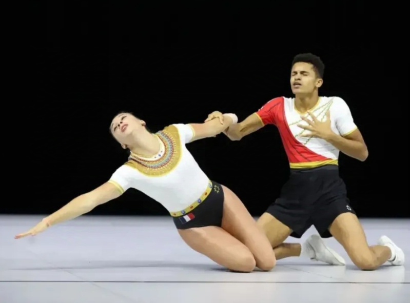 HISTORIQUE : Inès et Cléa remportent l'argent en groupe junior aux championnats du monde!!