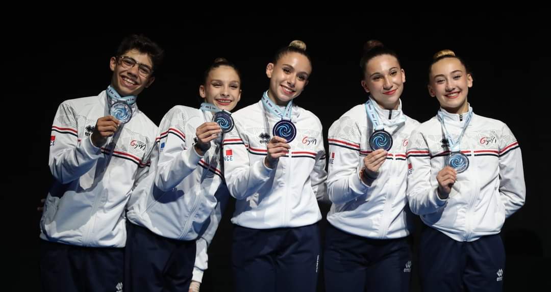 HISTORIQUE : Inès et Cléa remportent l'argent en groupe junior aux championnats du monde!!