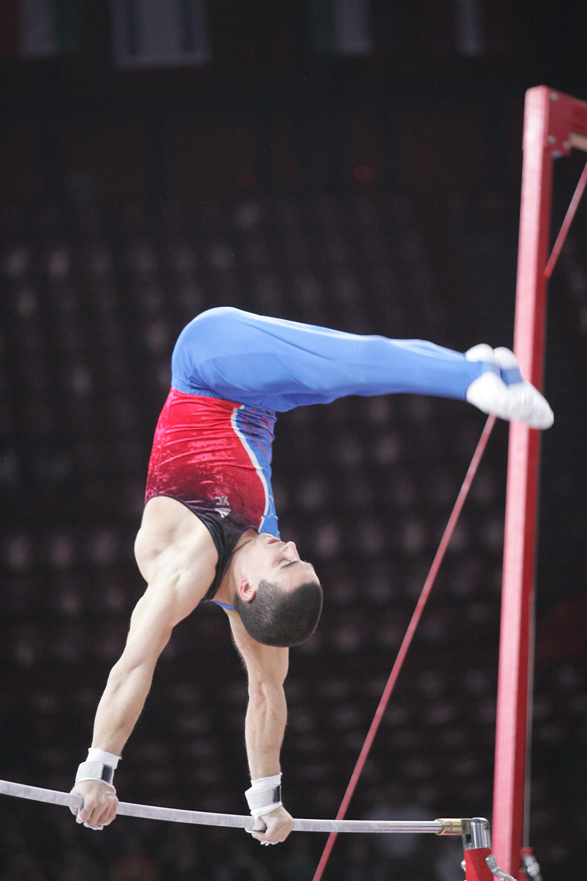 [FFGYM] Barre fixe - Yann Cucherat 01